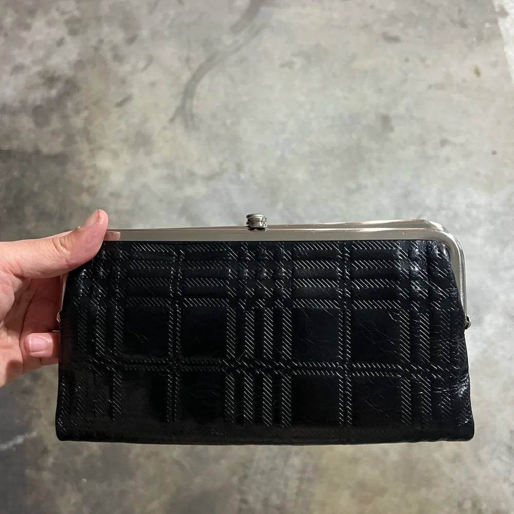 Hobo Lauren Double Snap Embossed Plaid Black Leather Wallet Clutch $158 NWOT - Picture 2 of 4